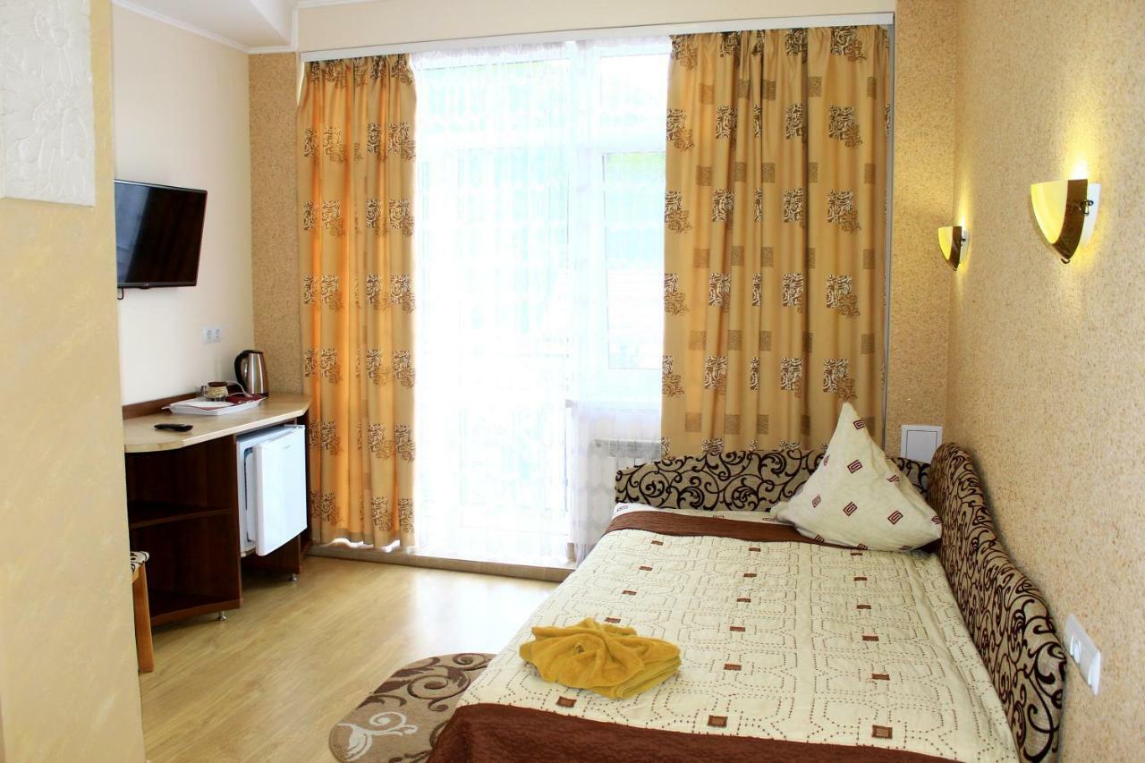 Kvasova Voda Poljana Exterior foto